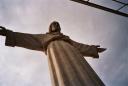 У подножие статуи Христа в Лиссабоне